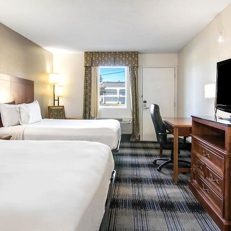 Americas Best Value Inn Perry Eksteriør bilde